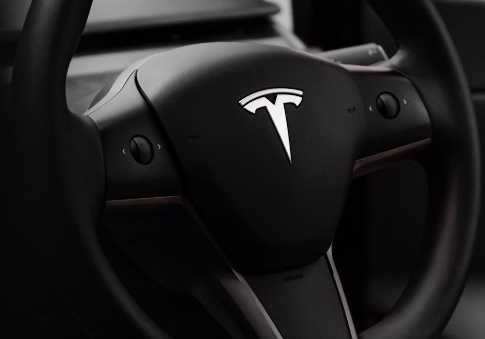 Tesla volan