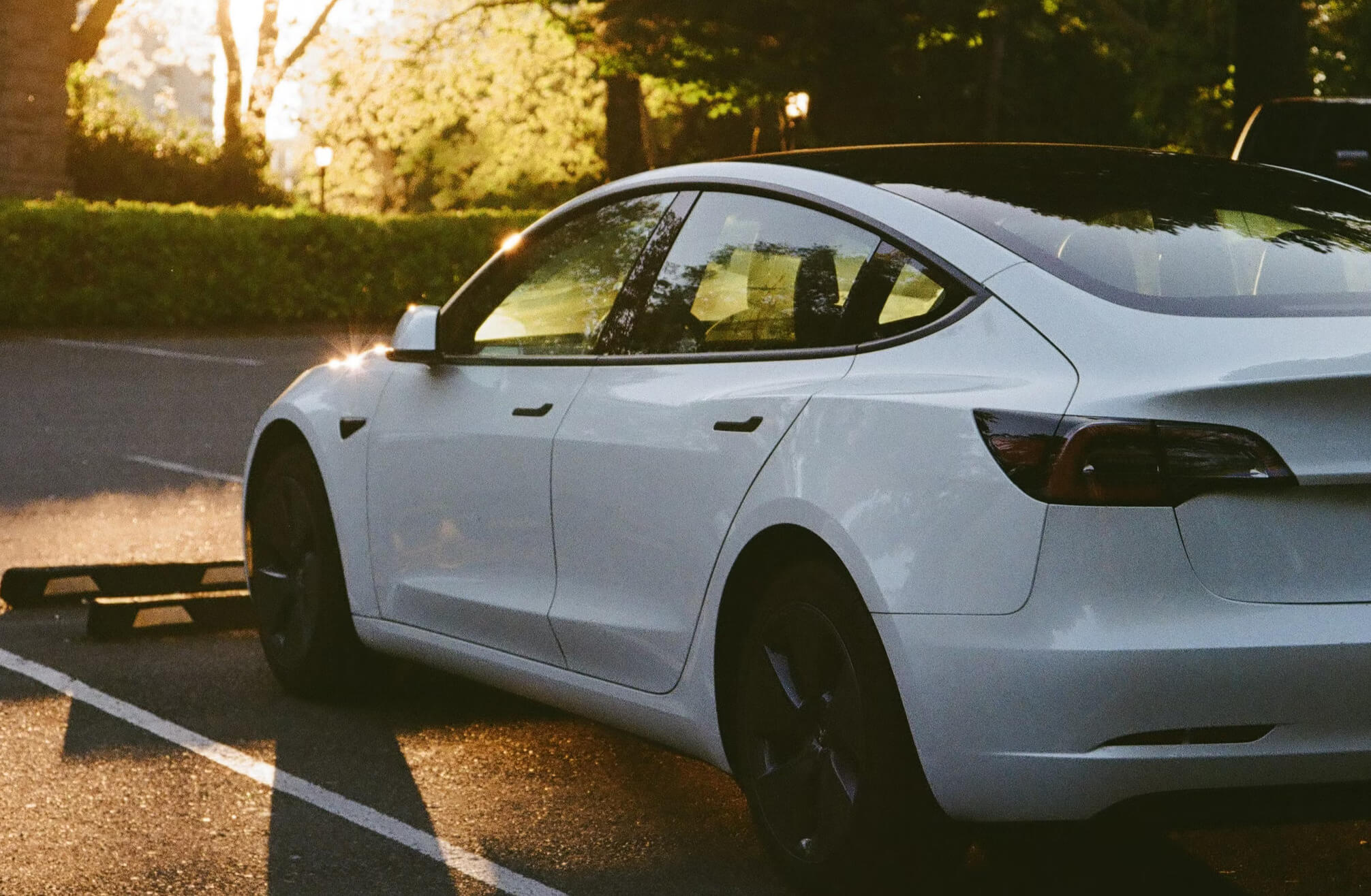 Tesla auto